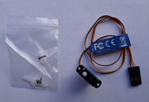 1MA002 Servo GO-02digi 1,8g 0,6N/0,05s